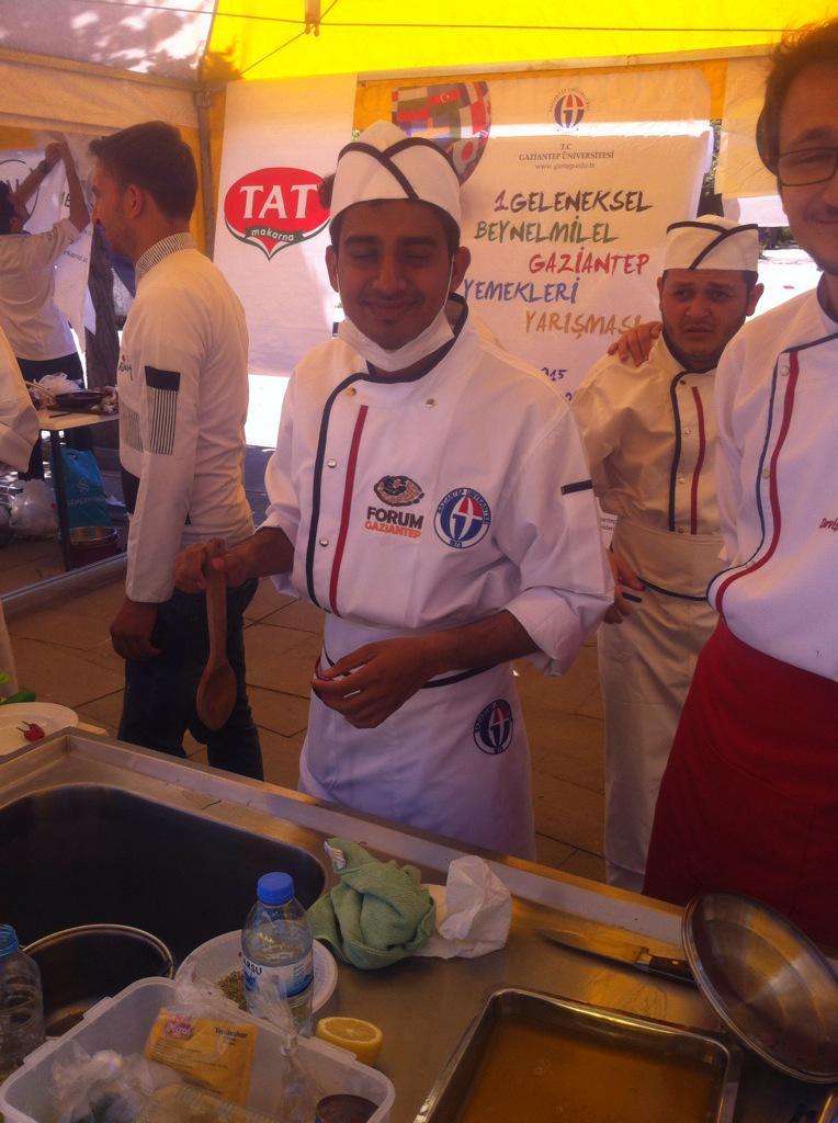 1.Geleneksel Beynelmilel Yemekleri Yarışması